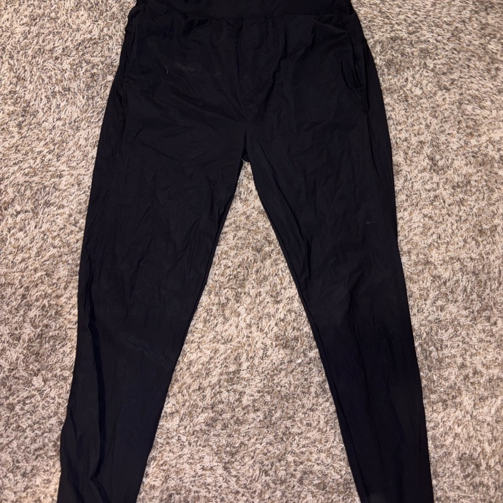 Black High-Waisted Leggings